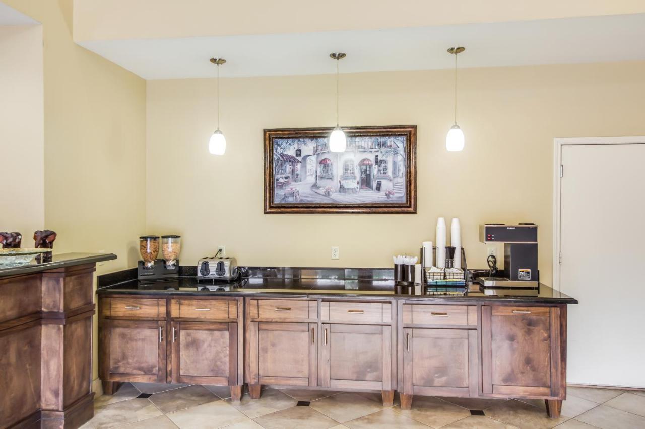 Americas Best Value Inn & Suites Tomball Eksteriør billede